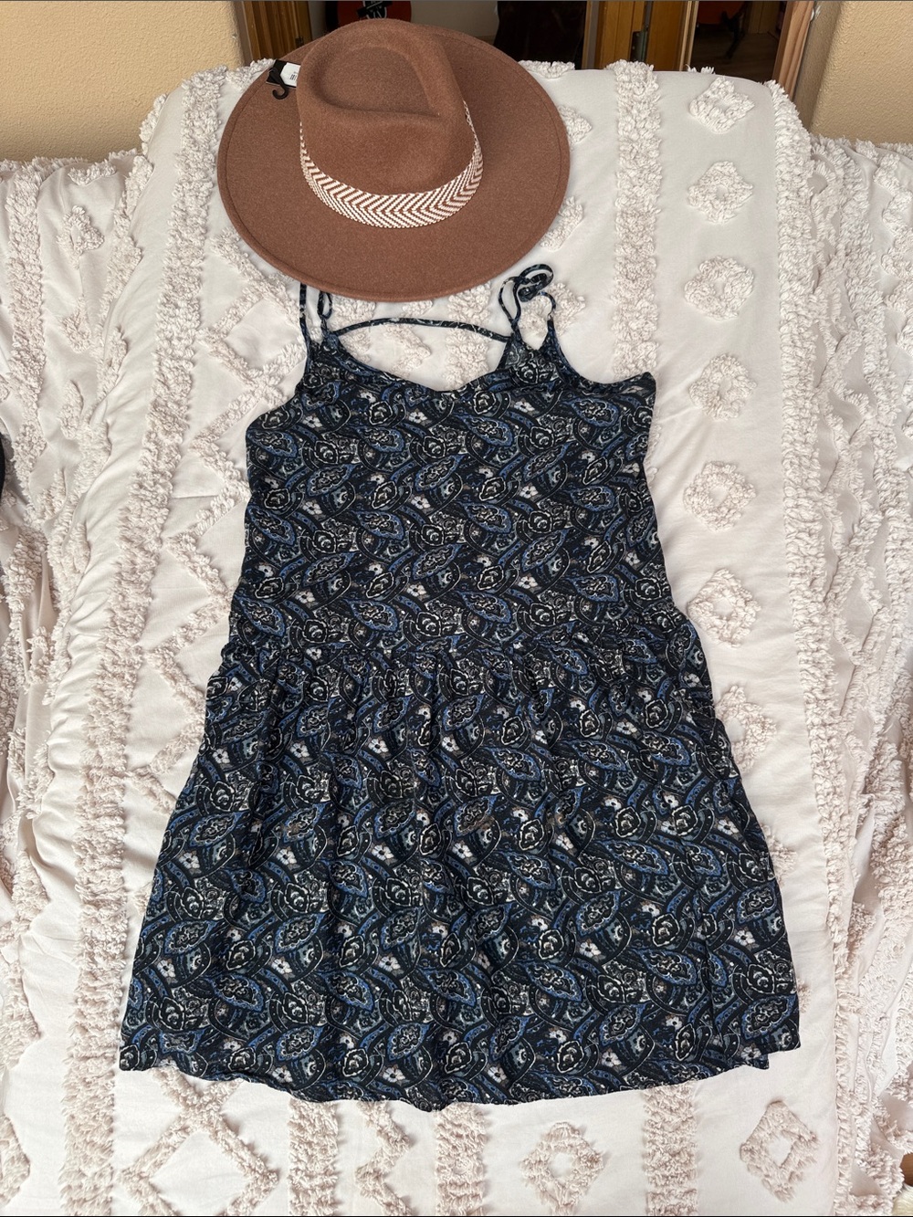 American Eagle Outfitters Navy and Black Paisley Mini Dress